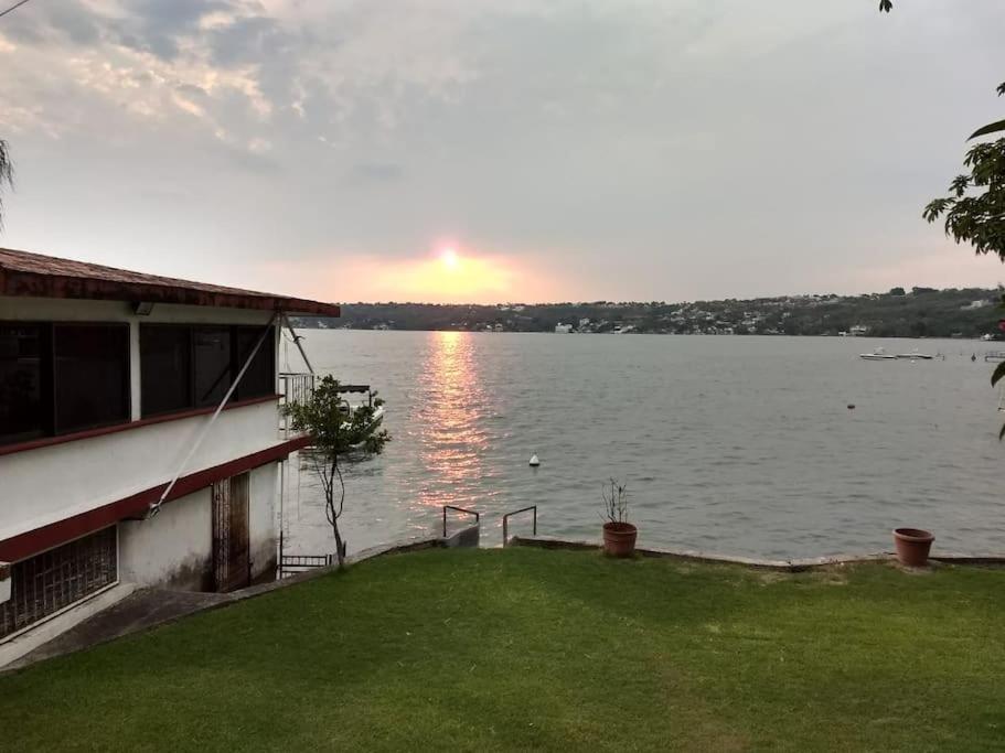 Habitacion Independiente A Pie Del Lago Con Ac Tequesquitengo Exteriör bild